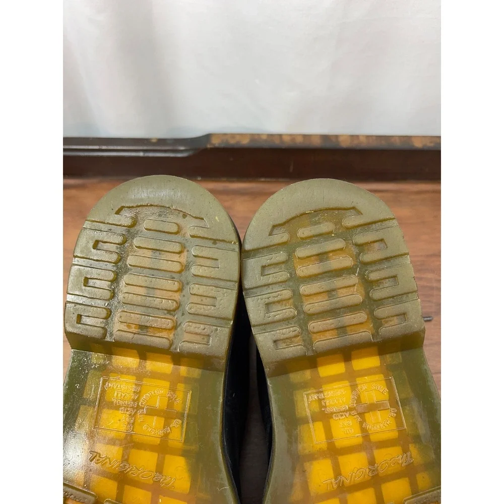 Dr Martens VTG 90's USM 9 UK 8 Pascal Rainbow Stitch Air WaveLace Up Combat Boot